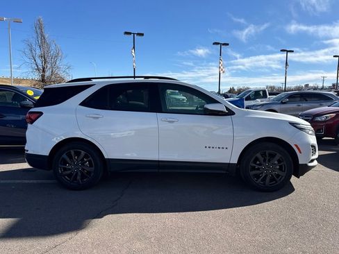 Used 2023 Chevrolet Equinox RS w/ RS Leather Package image 8