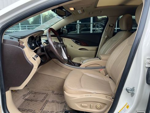 Used 2013 Buick LaCrosse Premium w/ Driver Confidence Package image 9