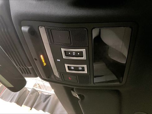 Used 2026 Land Rover Range Rover Evoque Dynamic SE AWD/4WD image 65