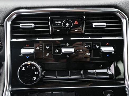 New 2026 Nissan Armada SL image 15