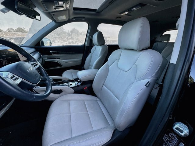 Certified 2025 Kia Telluride EX w/ EX Captain's Chair Package AWD/4WD image 21