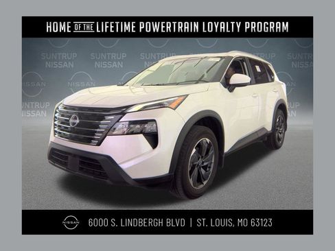 Used 2025 Nissan Rogue SV w/ SV Premium Package FWD image 1