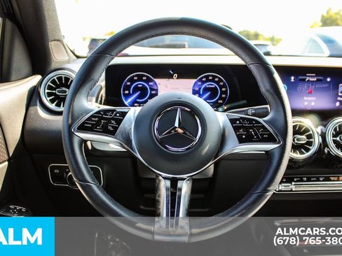 Used 2024 Mercedes-Benz EQB 250+ 250+ image 24