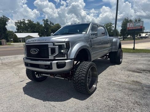 Used 2022 Ford F450 Platinum w/ FX4 Off-Road Package AWD/4WD image 2