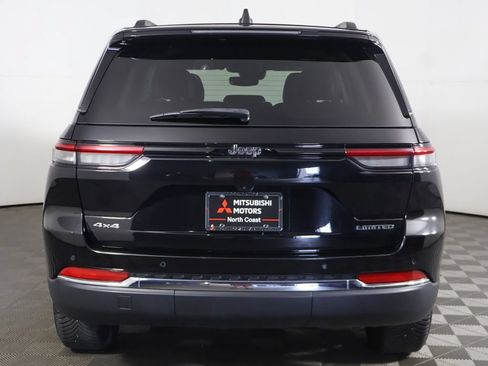 Used 2023 Jeep Grand Cherokee Limited AWD/4WD image 13