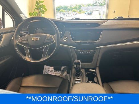 Used 2023 Cadillac XT5 Premium Luxury AWD/4WD image 9