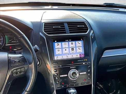 Used 2018 Ford Explorer Sport w/ Ford Safe & Smart Package image 8