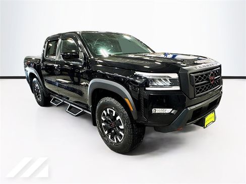 Used 2022 Nissan Frontier PRO-4X w/ Off-Road Protection Package image 3