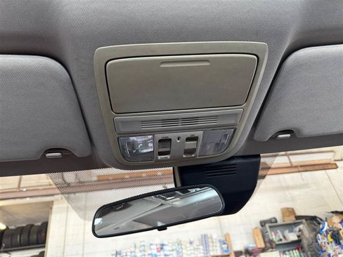 Used 2020 Honda Accord EX image 38