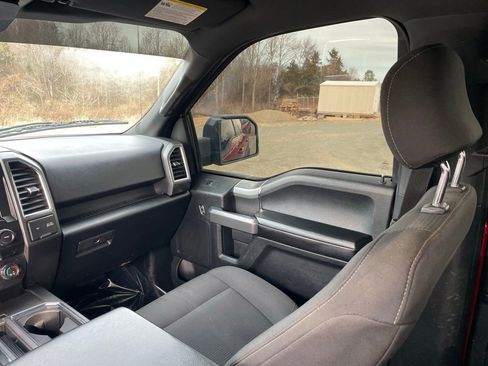 Used 2015 Ford F150 XLT w/ Equipment Group 302A Luxury image 19