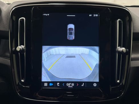 Used 2023 Volvo C40 P8 Recharge Ultimate w/ Protection Package Premier image 35