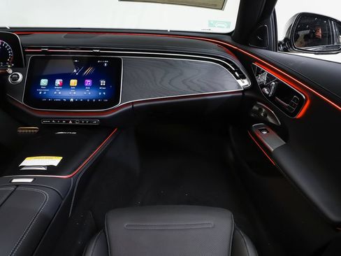 New 2026 Mercedes-Benz E 53 AMG e 4MATIC Sedan image 16