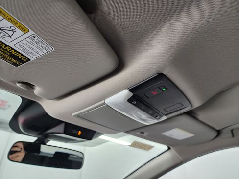 Used 2023 Nissan Rogue SV image 13