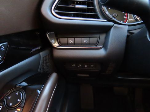 Certified 2025 MAZDA CX-30 2.5 Turbo w/ Premium Package image 36