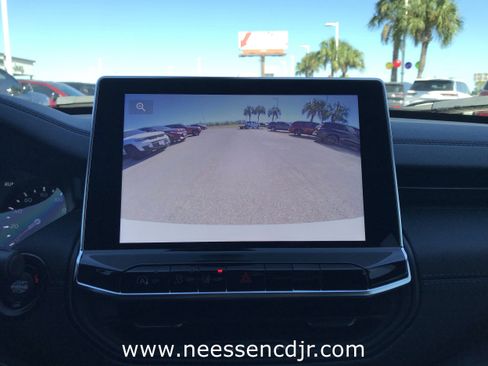 New 2026 Jeep Compass Latitude image 25