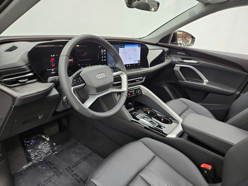 Used 2025 Audi Q5 Premium Plus w/ Premium Plus AWD/4WD image 12