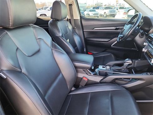 Certified 2022 Kia Telluride S image 18