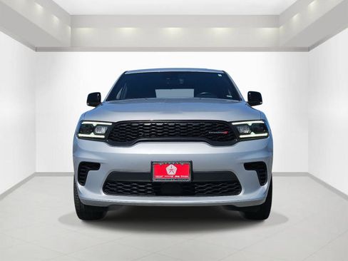 Used 2024 Dodge Durango GT image 2