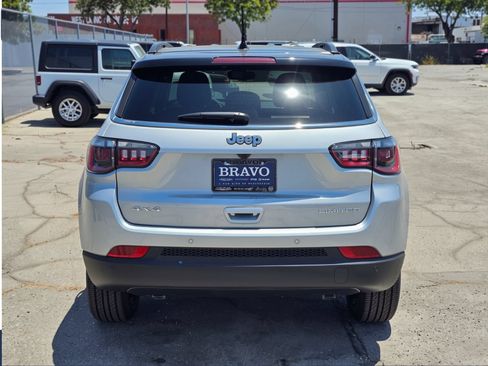 New 2026 Jeep Compass Limited AWD/4WD image 6