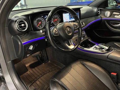 Used 2018 Mercedes-Benz E 300 image 19