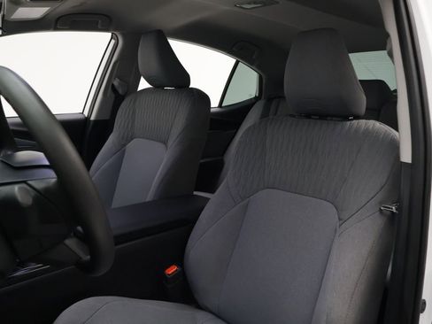 Certified 2025 Toyota Camry LE FWD image 13