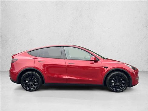 Used 2023 Tesla Model Y Long Range AWD/4WD image 5