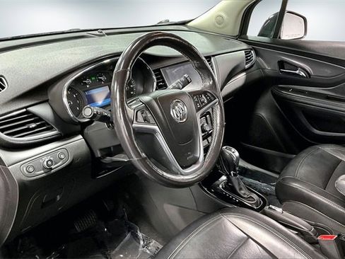 Used 2020 Buick Encore Essence image 15