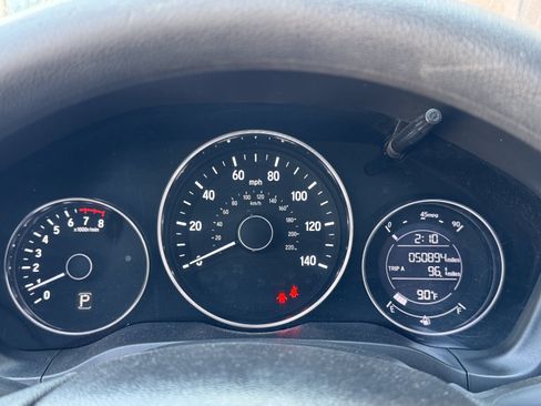 Used 2019 Honda HR-V LX image 18