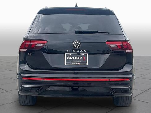 Used 2023 Volkswagen Tiguan SE R-Line FWD image 5