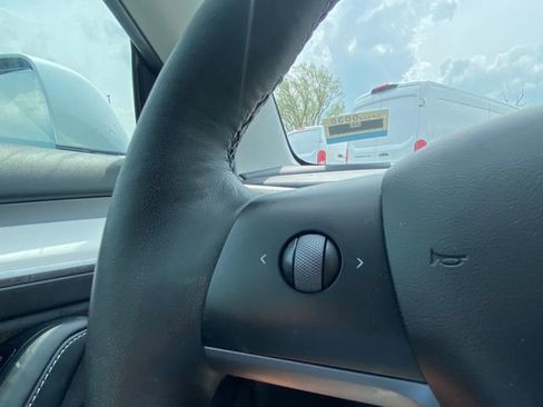 Used 2022 Tesla Model 3 RWD image 26