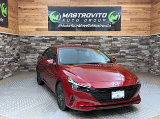 Certified 2023 Hyundai Elantra SEL w/ Cargo Package FWD video 2