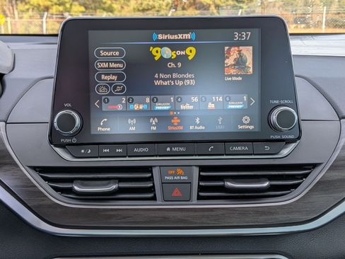 New 2025 Nissan Altima 2.5 SV image 20