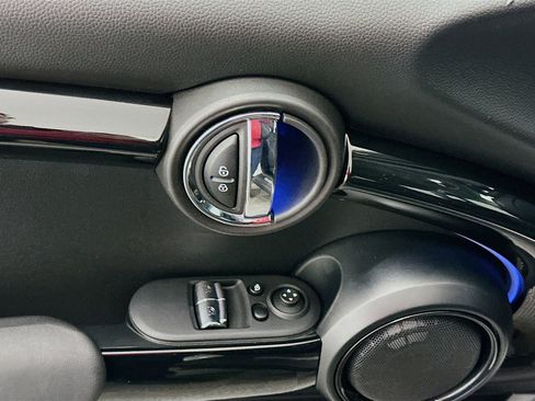 Used 2024 MINI Cooper SE image 15