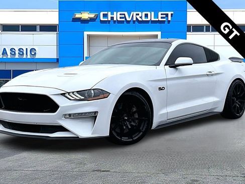 Used 2018 Ford Mustang GT w/ Equipment Group 301A image 3