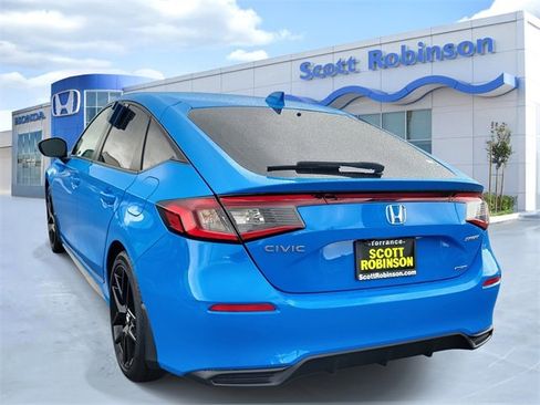 Certified 2025 Honda Civic Sport image 3