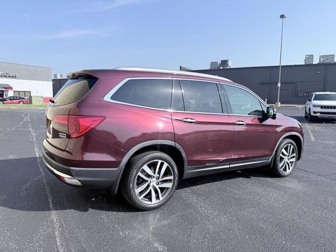 Used 2018 Honda Pilot Touring image 5