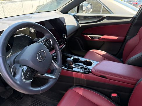 Used 2023 Lexus NX 350h AWD image 9