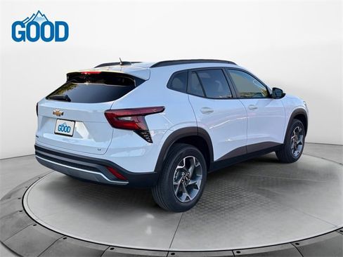 New 2026 Chevrolet Trax LT image 5