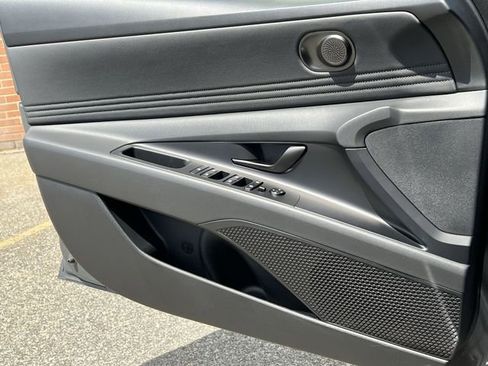 New 2026 Hyundai Elantra SEL Sport Premium FWD image 23