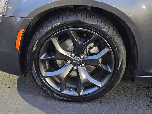 Used 2023 Chrysler 300 S image 40