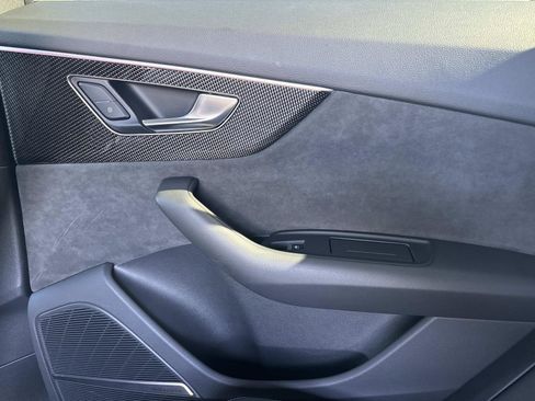 Used 2020 Audi SQ8 Premium Plus w/ Driver Assistance Package image 16