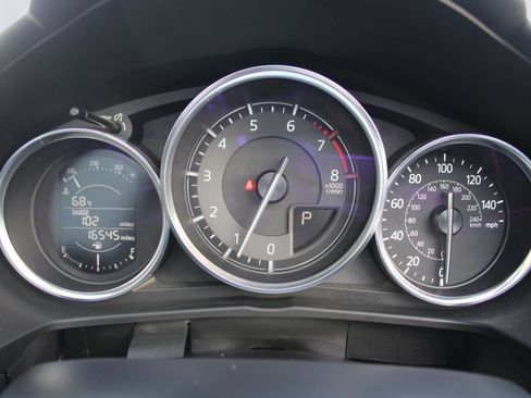 Used 2016 MAZDA MX-5 Miata Club image 16