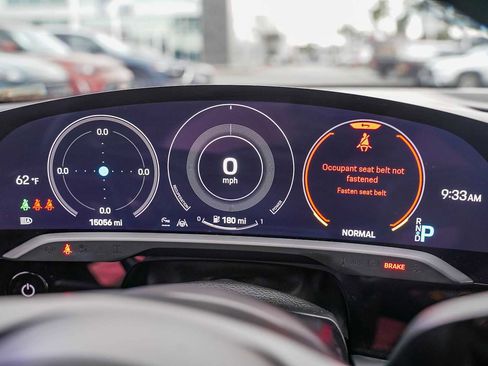 Used 2021 Porsche Taycan Turbo w/ Premium Package image 21