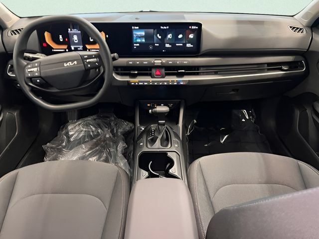 Used 2025 Kia K4 FWD image 18