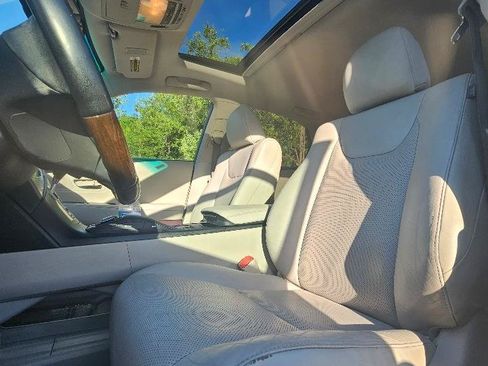 Used 2011 Lexus RX 350 AWD w/ Premium Pkg image 13