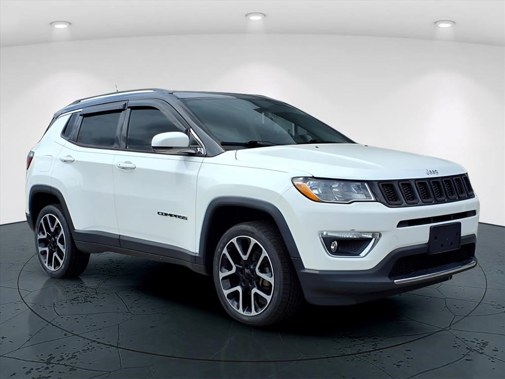 Used 2018 Jeep Compass Limited w/ Navigation Group AWD/4WD image 1