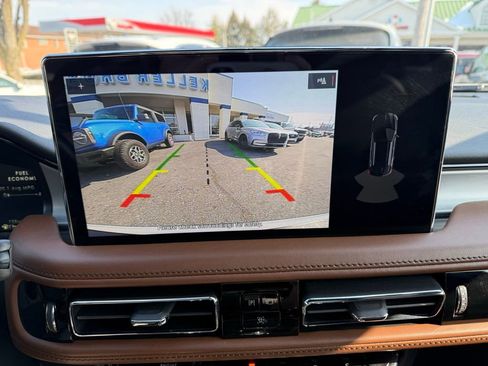 Used 2022 Lincoln Nautilus Reserve image 21