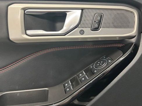 Used 2023 Ford Explorer ST-Line w/ Class IV Trailer Tow Package image 6