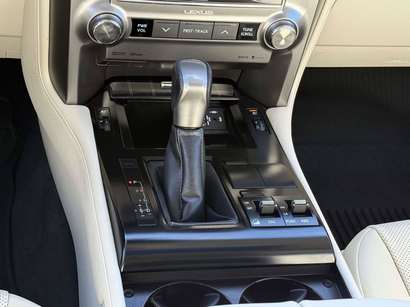 Used 2021 Lexus GX 460 Premium w/ Premium Package AWD/4WD image 19