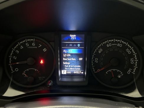 Used 2023 Toyota Tacoma SR image 9